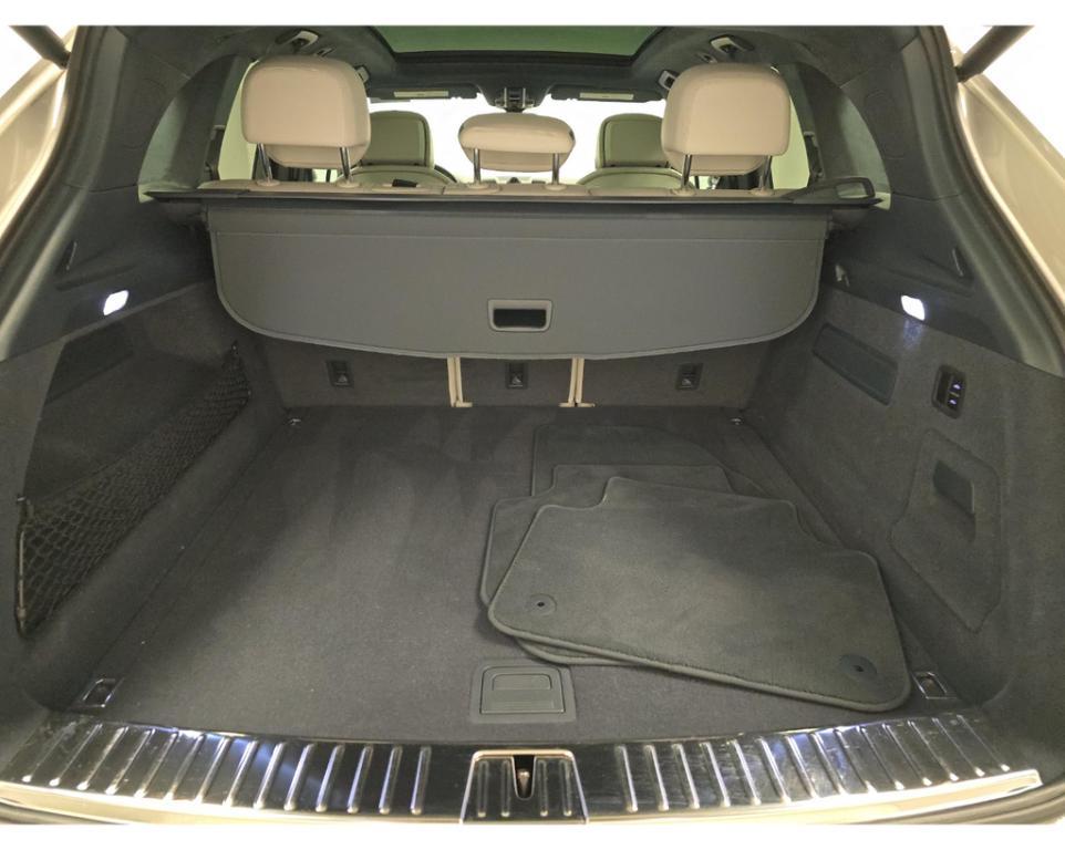 used 2021 Porsche Cayenne car, priced at $74,995