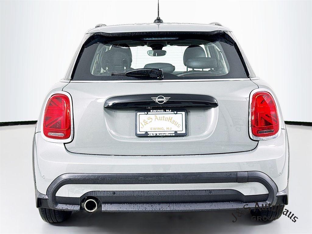 used 2022 MINI Hardtop car, priced at $20,995