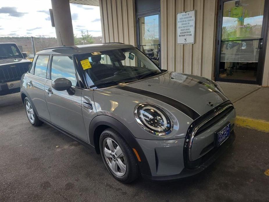 used 2022 MINI Hardtop car, priced at $22,495