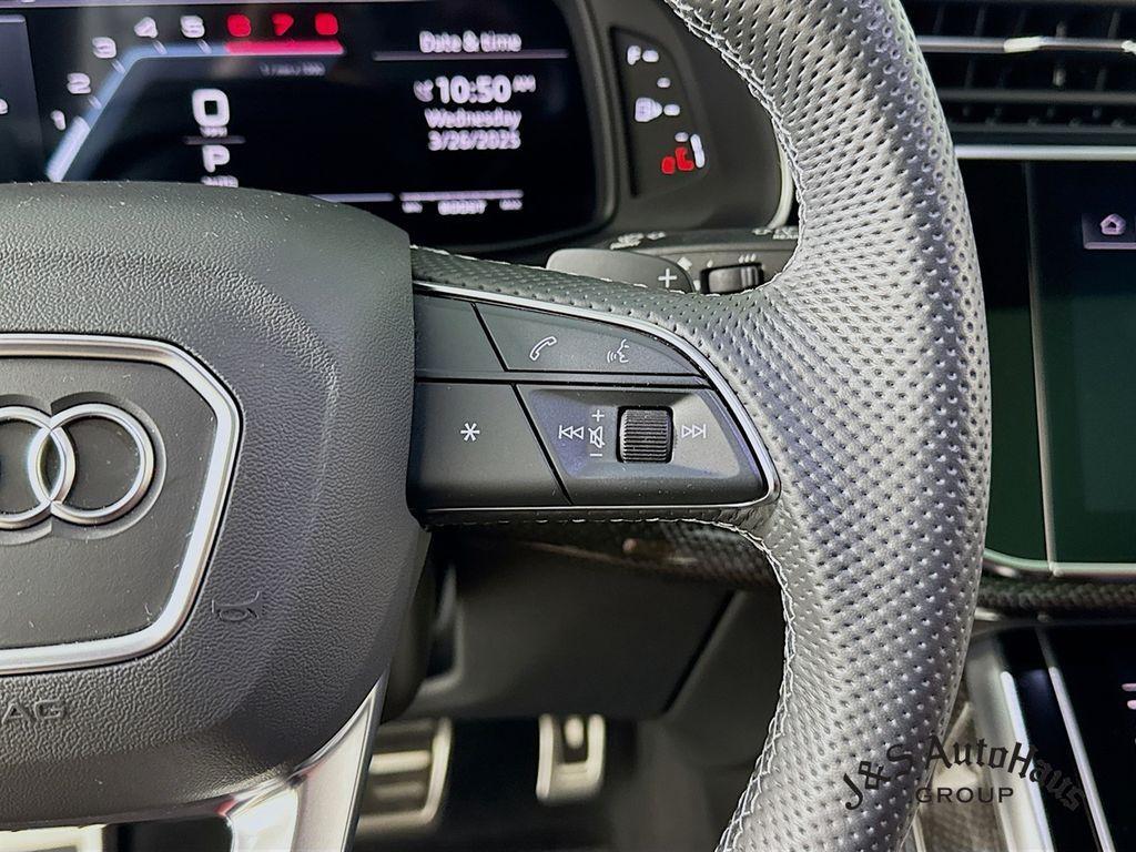 used 2023 Audi SQ7 car