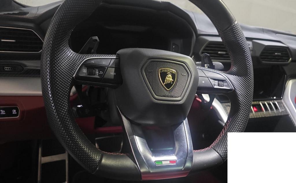 used 2020 Lamborghini Urus car, priced at $169,995