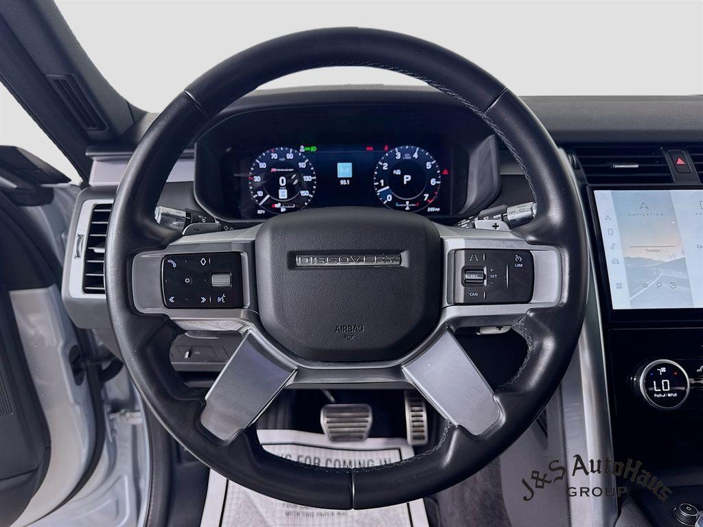 used 2022 Land Rover Discovery car, priced at $34,995