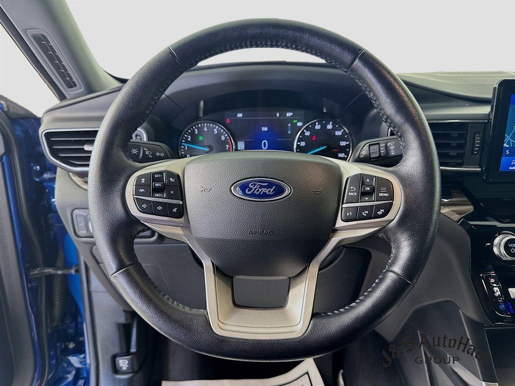used 2022 Ford Explorer car, priced at $30,995
