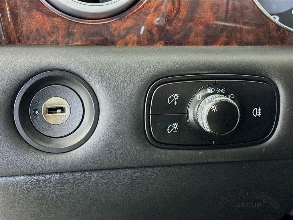 used 2015 Bentley Flying Spur car, priced at $54,995