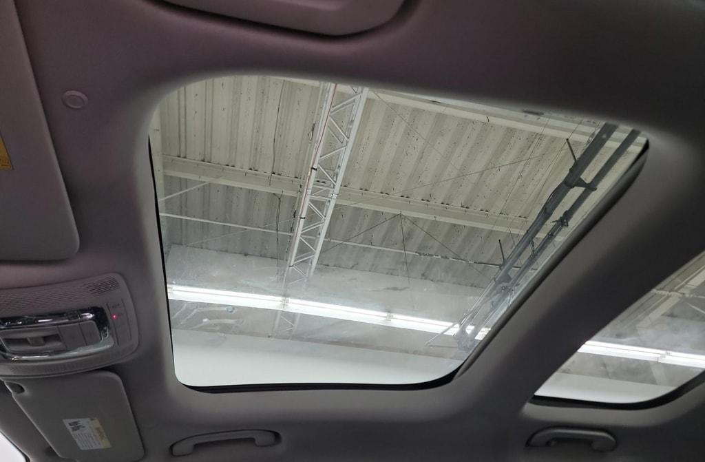 used 2021 Mercedes-Benz GLB 250 car, priced at $28,995