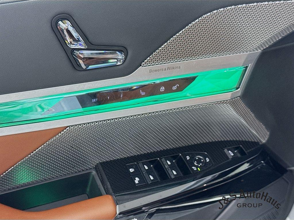 used 2023 BMW 760 car, priced at $79,995