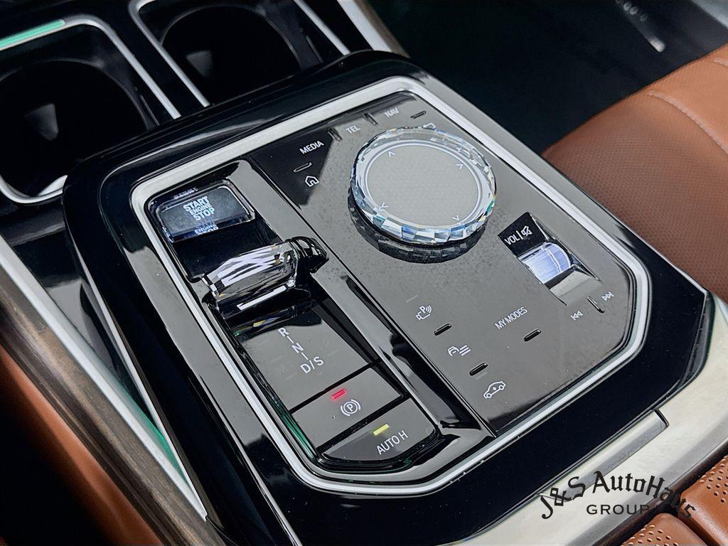 used 2023 BMW 760 car, priced at $79,995