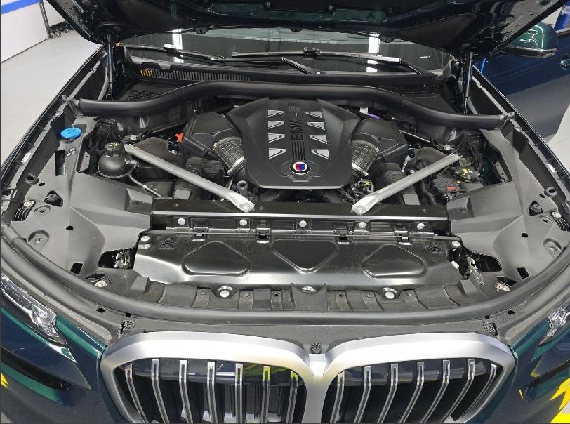 used 2024 BMW ALPINA XB7 car, priced at $144,995