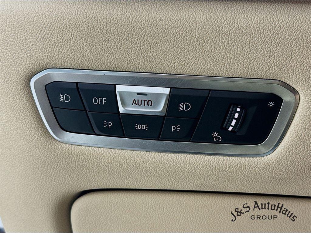 used 2021 BMW X7 car, priced at $55,995