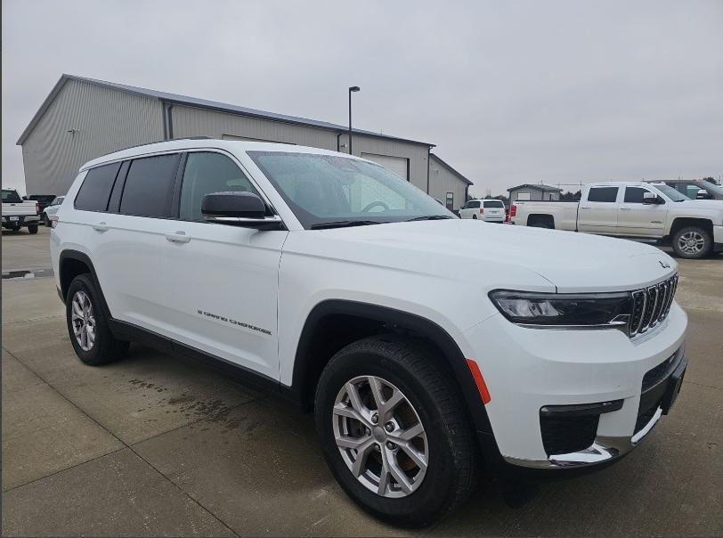 used 2021 Jeep Grand Cherokee L car, priced at $33,995