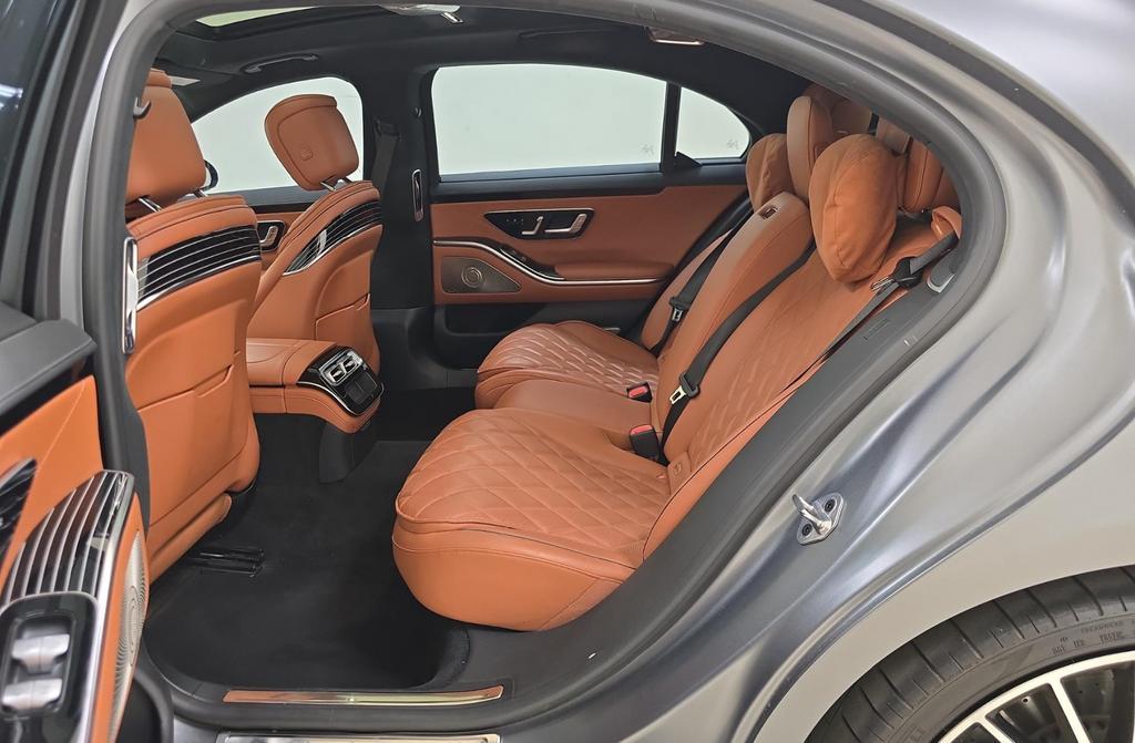 used 2022 Mercedes-Benz S-Class car, priced at $68,995