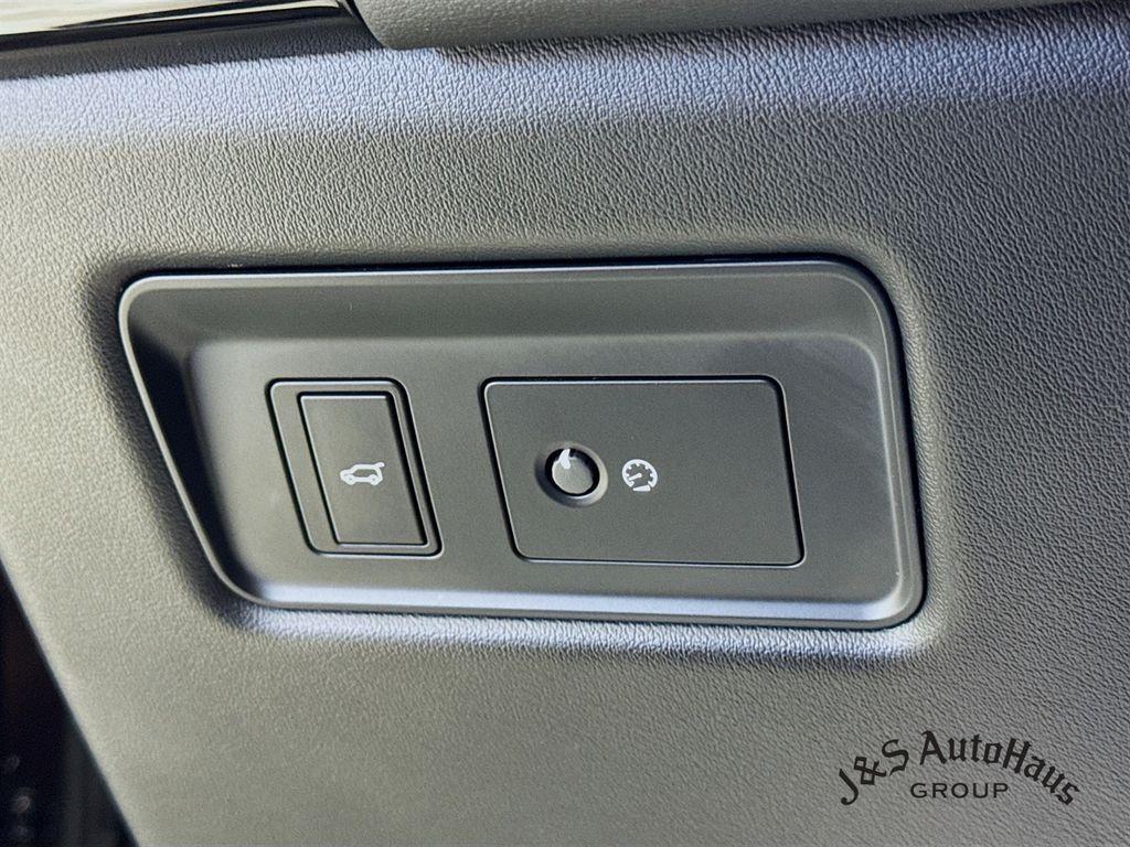 used 2022 Land Rover Range Rover Sport car, priced at $53,995