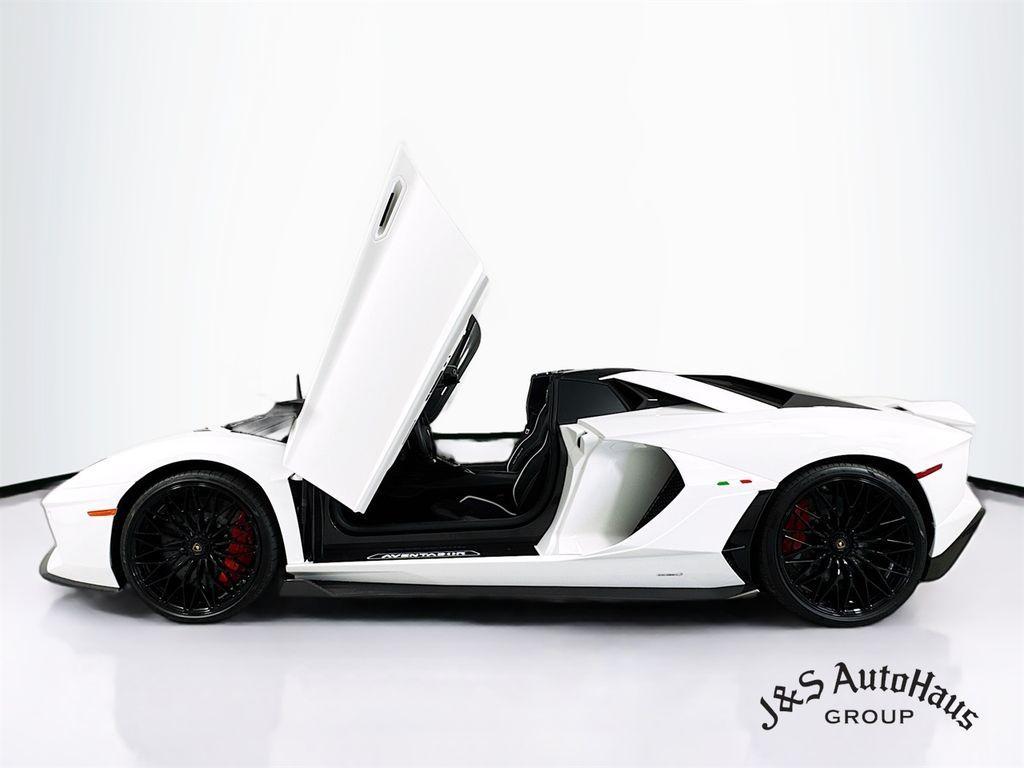 used 2022 Lamborghini Aventador SVJ car, priced at $749,995