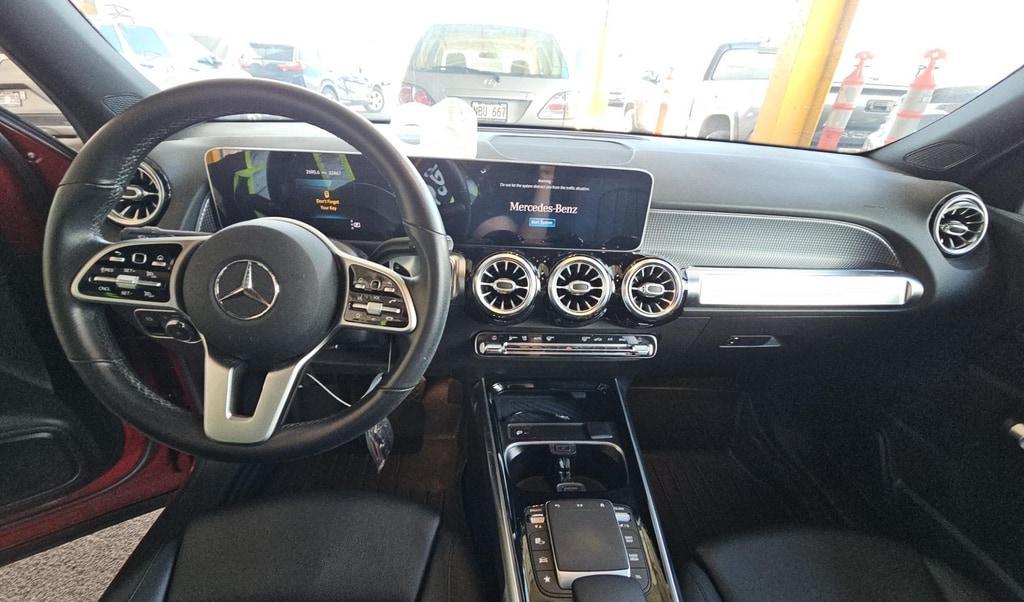 used 2021 Mercedes-Benz GLB 250 car, priced at $27,495