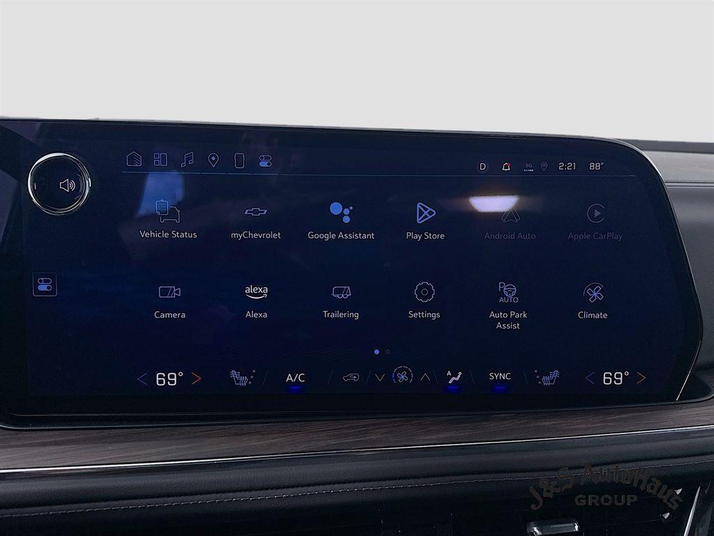 used 2025 Chevrolet Suburban car, priced at $72,995
