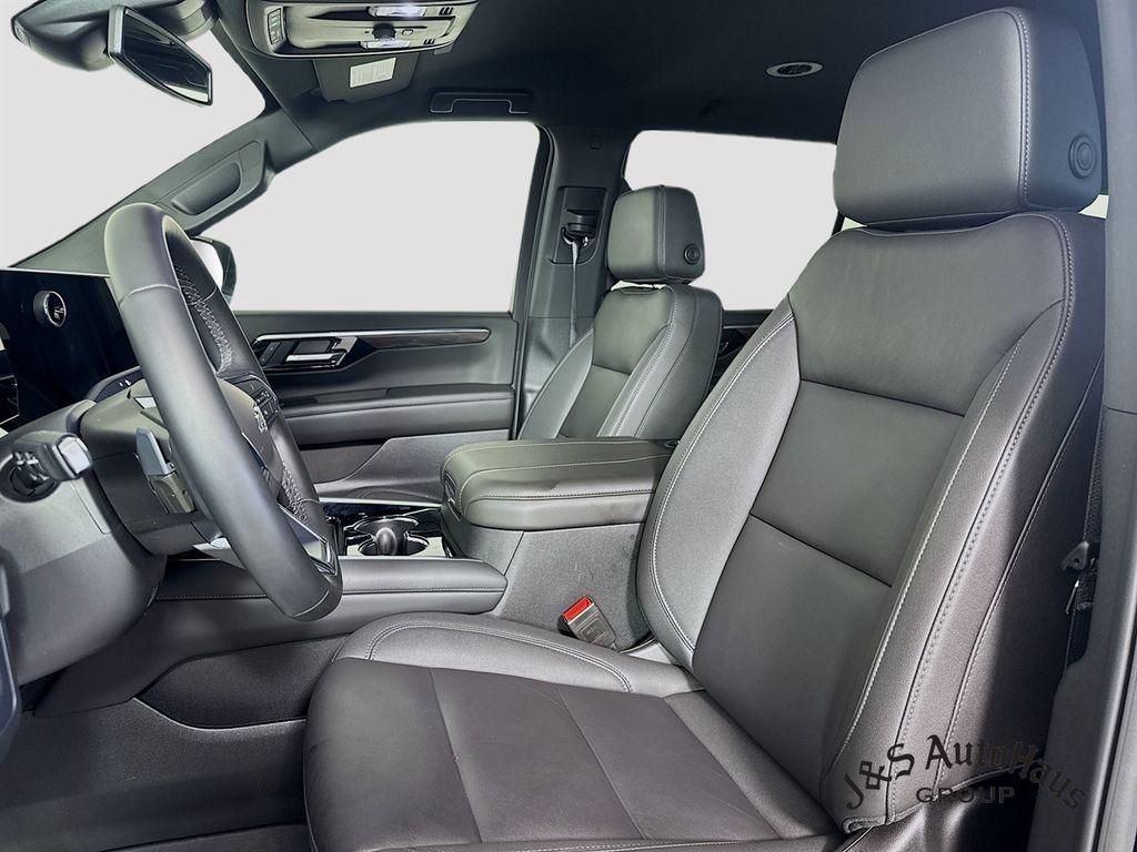 used 2025 Chevrolet Suburban car, priced at $72,995