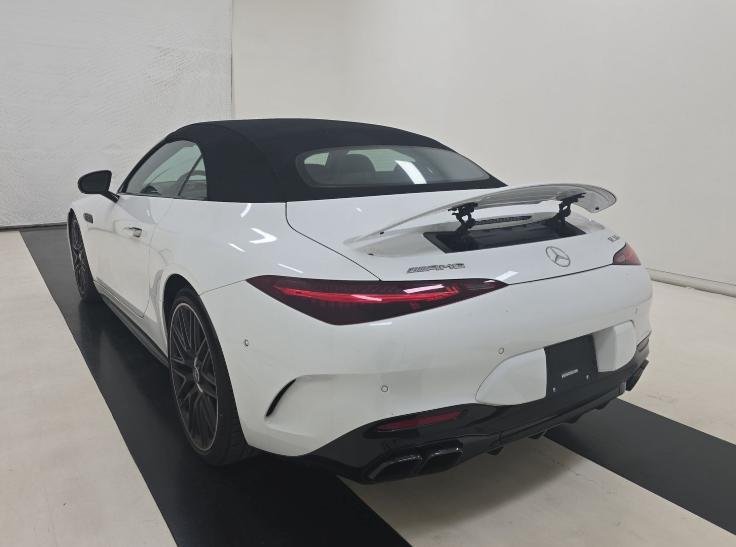 used 2022 Mercedes-Benz AMG SL 55 car, priced at $79,995