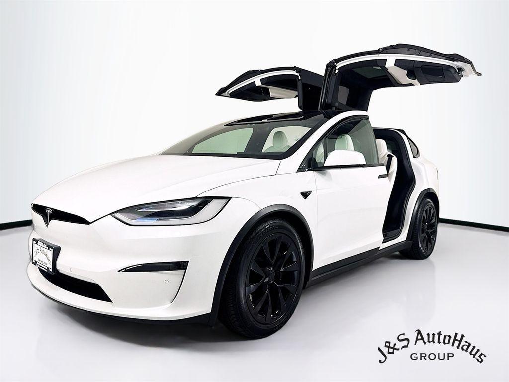 used 2022 Tesla Model X car, priced at $39,995