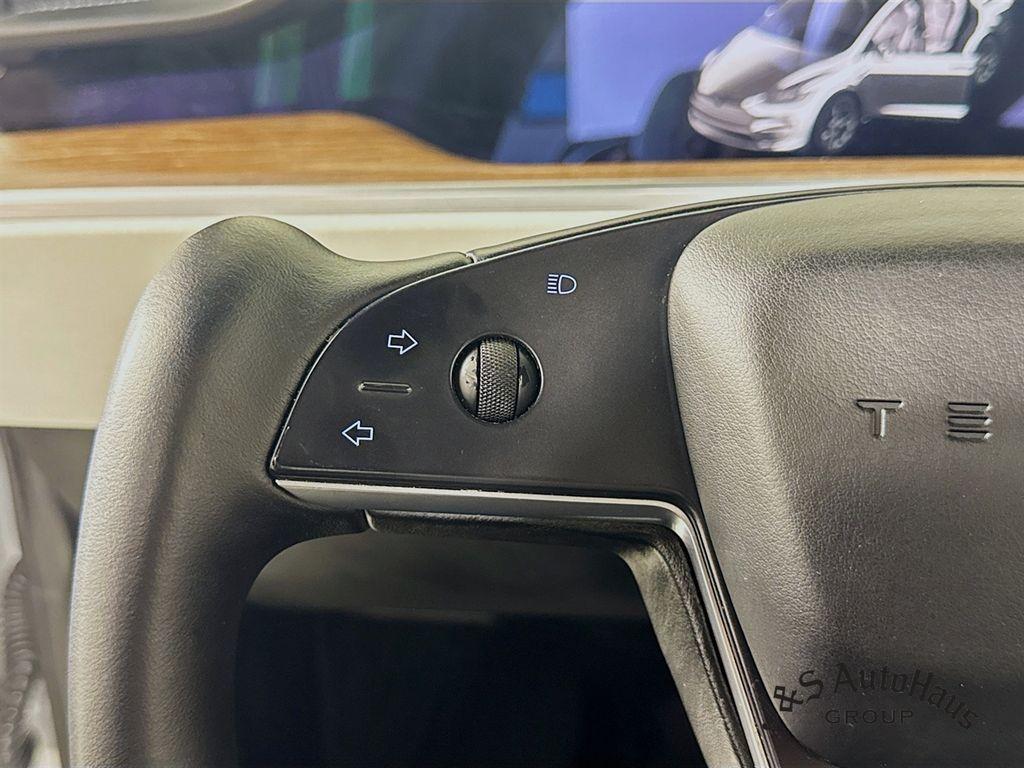 used 2022 Tesla Model X car, priced at $39,995