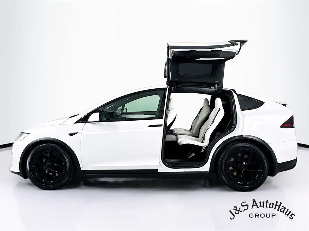 used 2022 Tesla Model X car, priced at $39,995