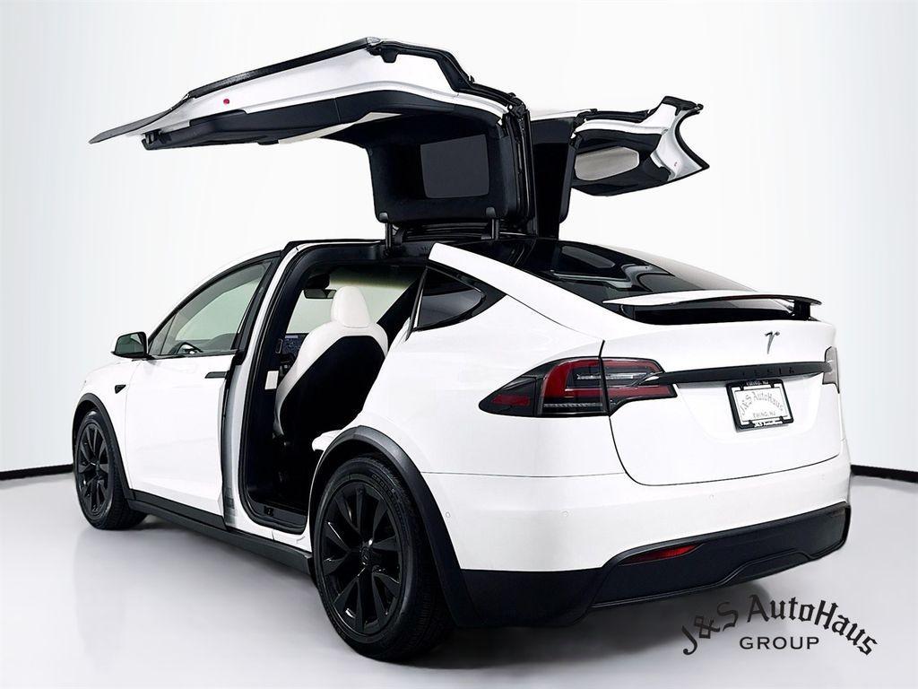 used 2022 Tesla Model X car, priced at $39,995