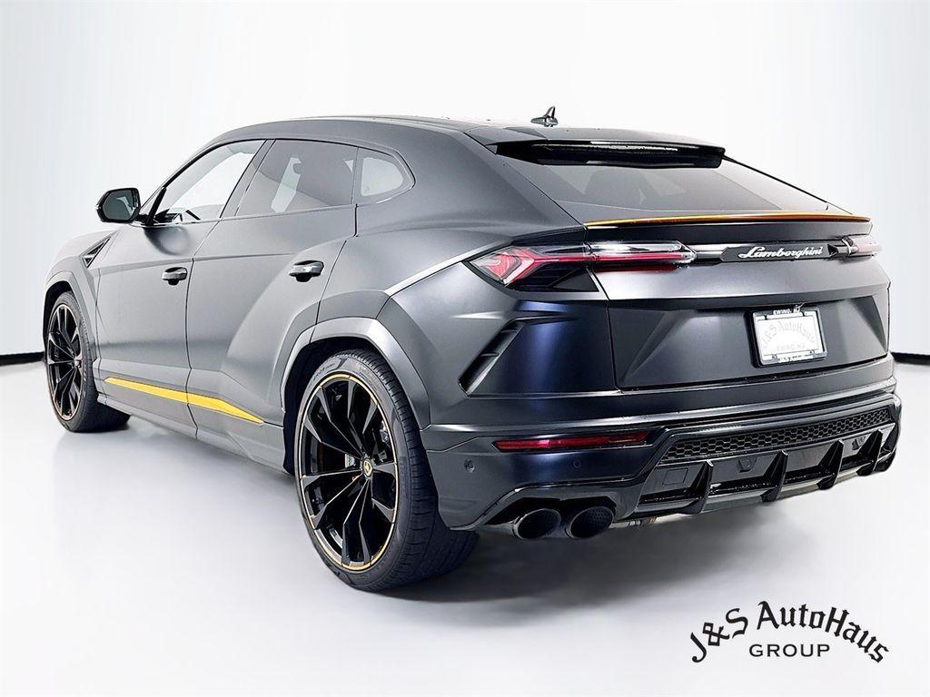 used 2022 Lamborghini Urus car, priced at $215,995