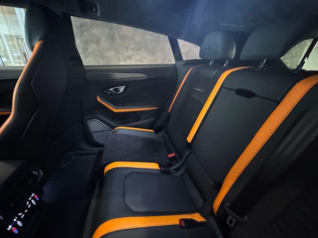 used 2022 Lamborghini Urus car, priced at $219,995