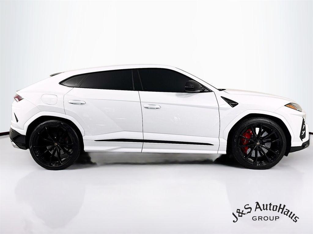used 2022 Lamborghini Urus car, priced at $214,995