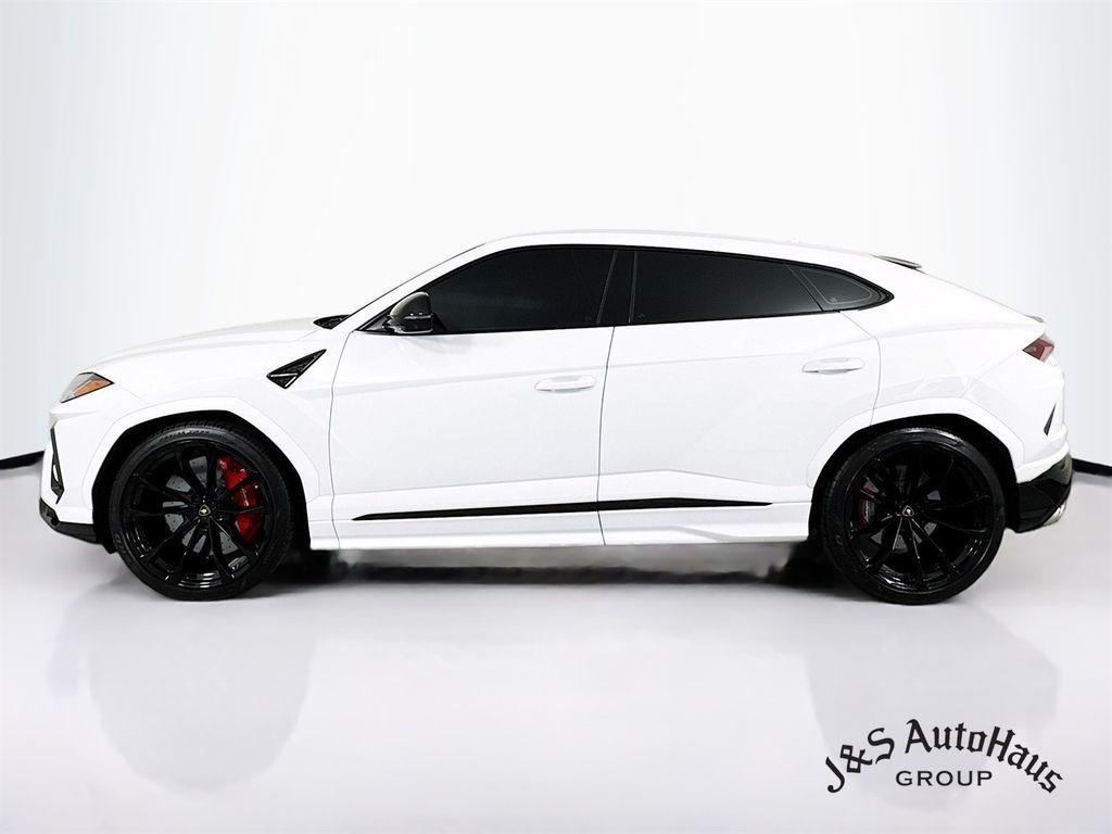 used 2022 Lamborghini Urus car, priced at $214,995