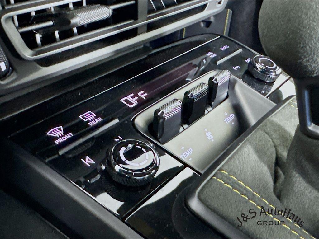 used 2022 Porsche 911 car, priced at $284,995