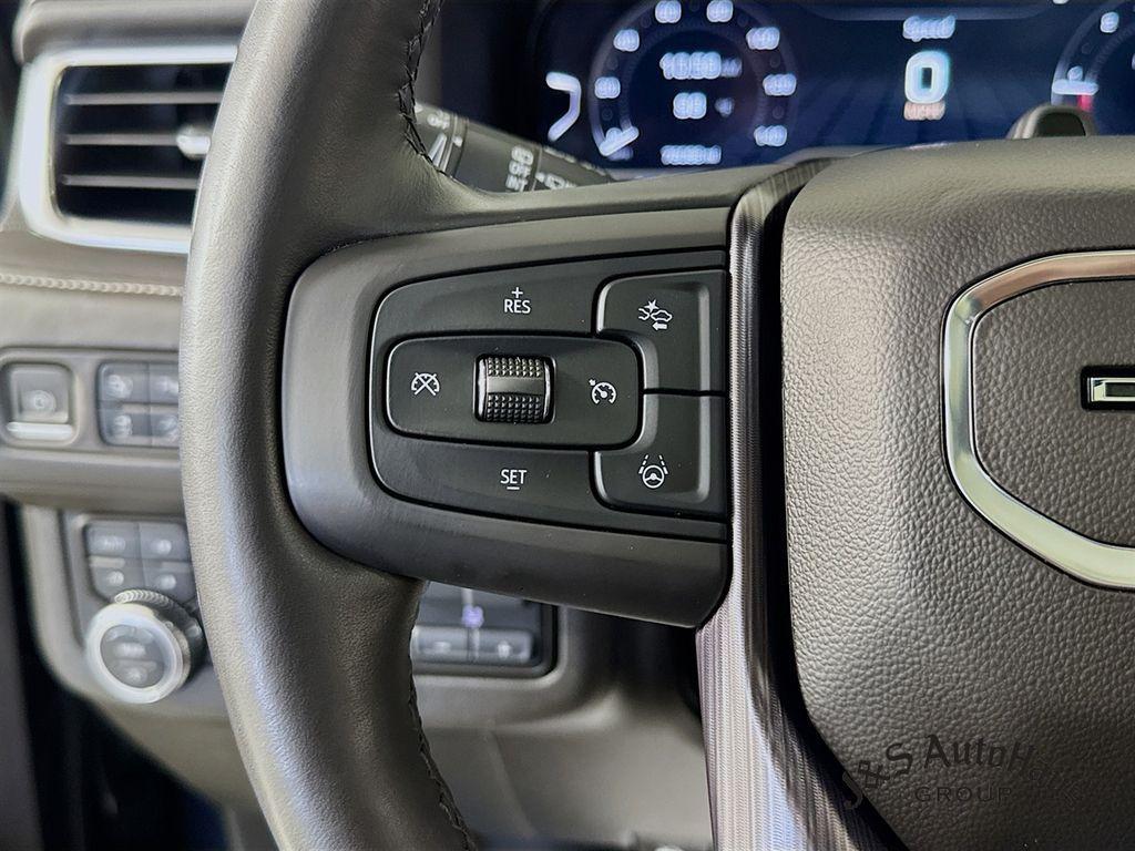 used 2023 GMC Yukon car, priced at $65,995