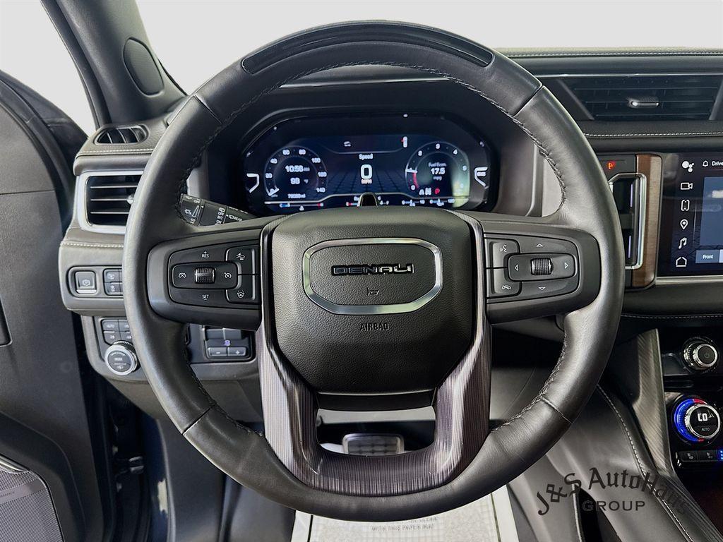 used 2023 GMC Yukon car, priced at $65,995