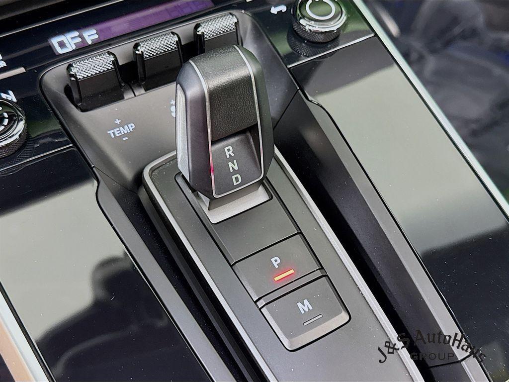used 2022 Porsche 911 car, priced at $254,995