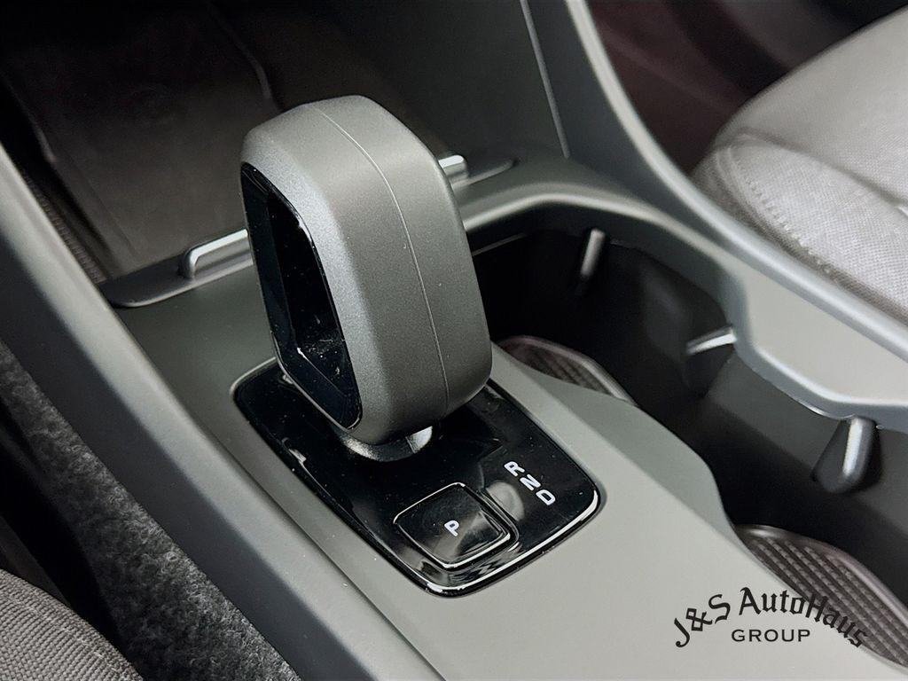 used 2025 Volvo EX40 car, priced at $38,995