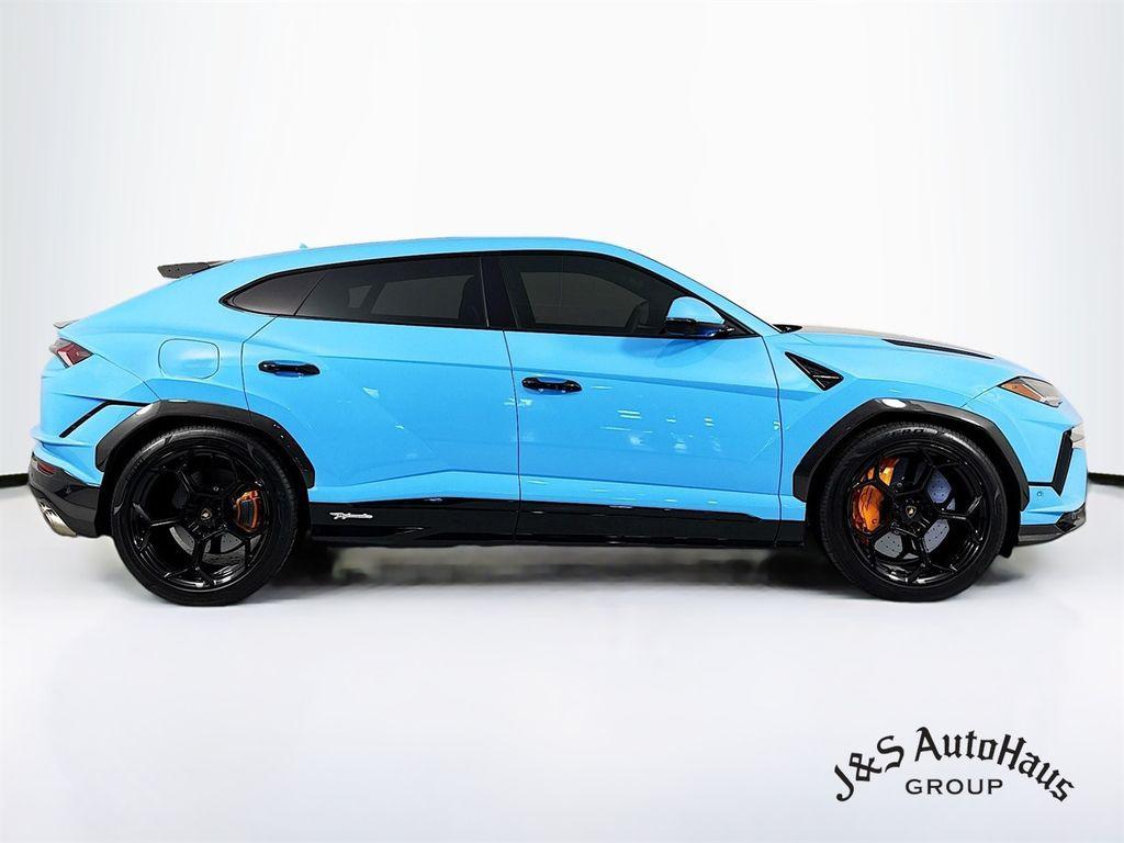 used 2023 Lamborghini Urus car, priced at $272,995