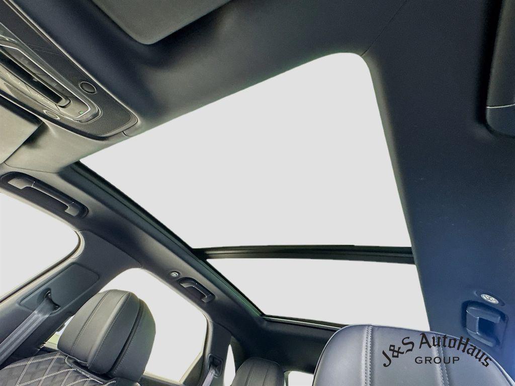used 2021 Bentley Bentayga car, priced at $111,995