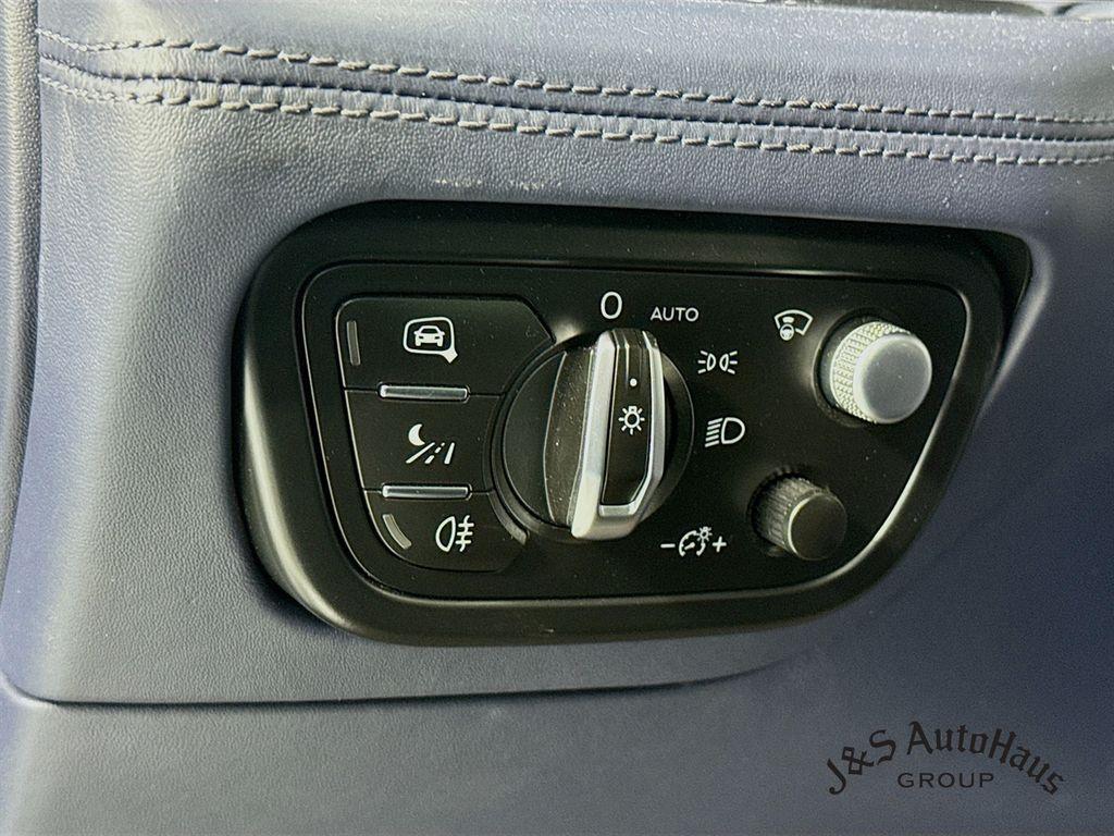 used 2021 Bentley Bentayga car, priced at $111,995