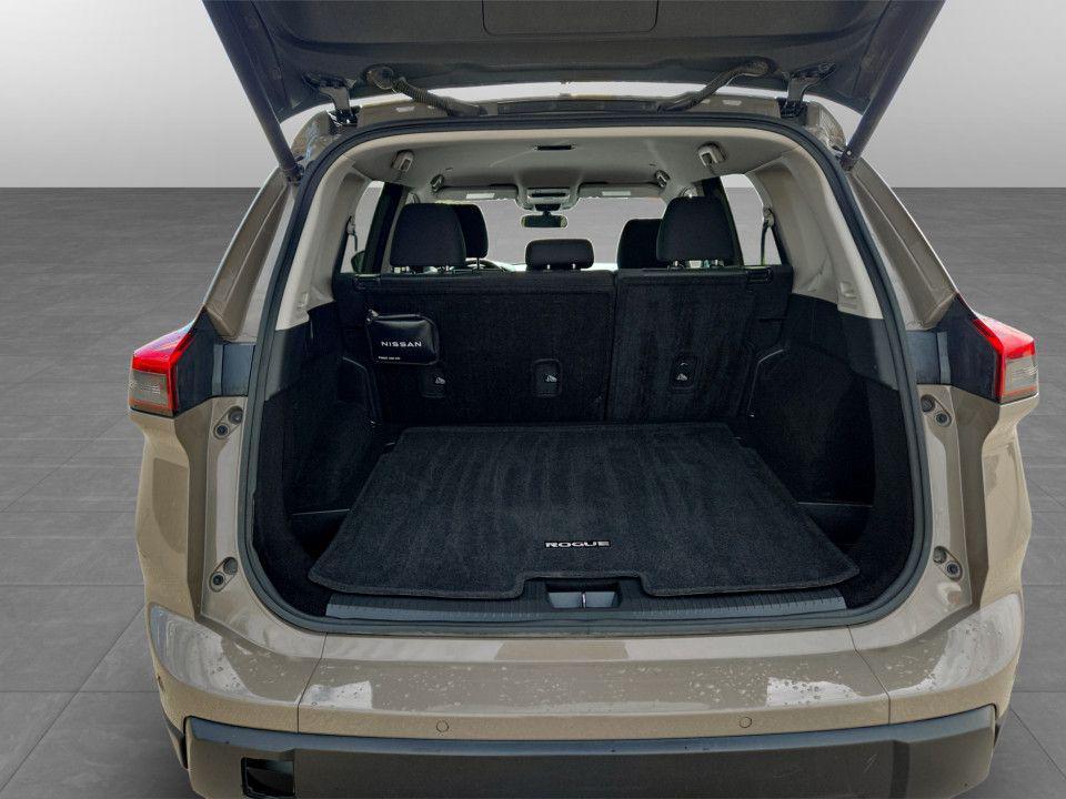 used 2024 Nissan Rogue car, priced at $21,894