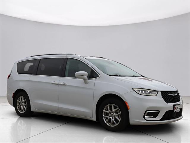 used 2021 Chrysler Pacifica car, priced at $22,100