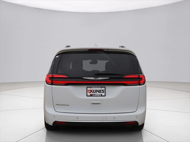used 2021 Chrysler Pacifica car, priced at $22,100
