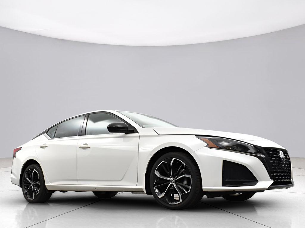 used 2023 Nissan Altima car, priced at $23,054