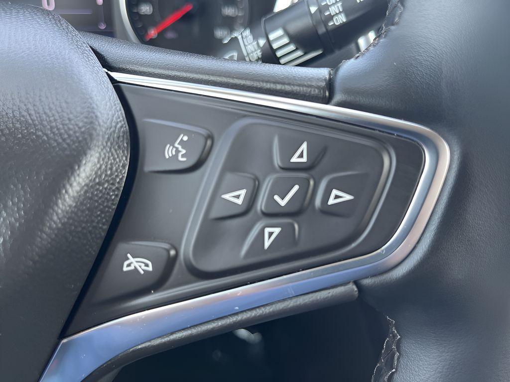 used 2024 Chevrolet Equinox car, priced at $22,567