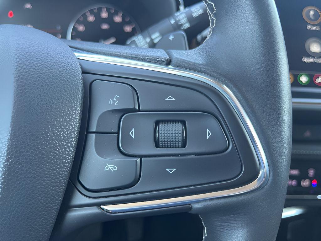 used 2023 Buick Envision car, priced at $28,519