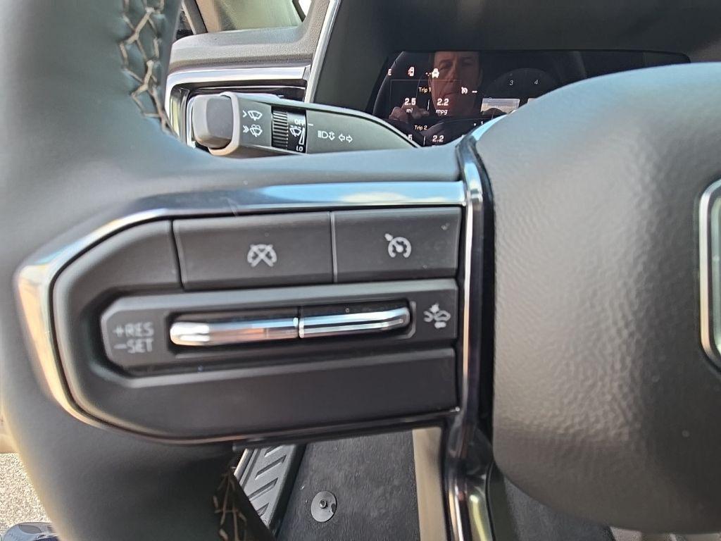 new 2025 GMC Canyon car, priced at $51,008