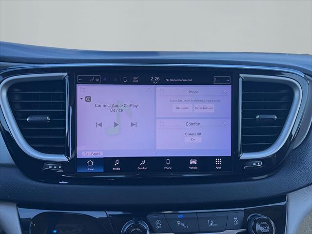 used 2022 Chrysler Pacifica car, priced at $20,294