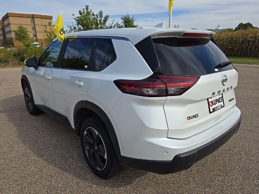 used 2024 Nissan Rogue car, priced at $22,270