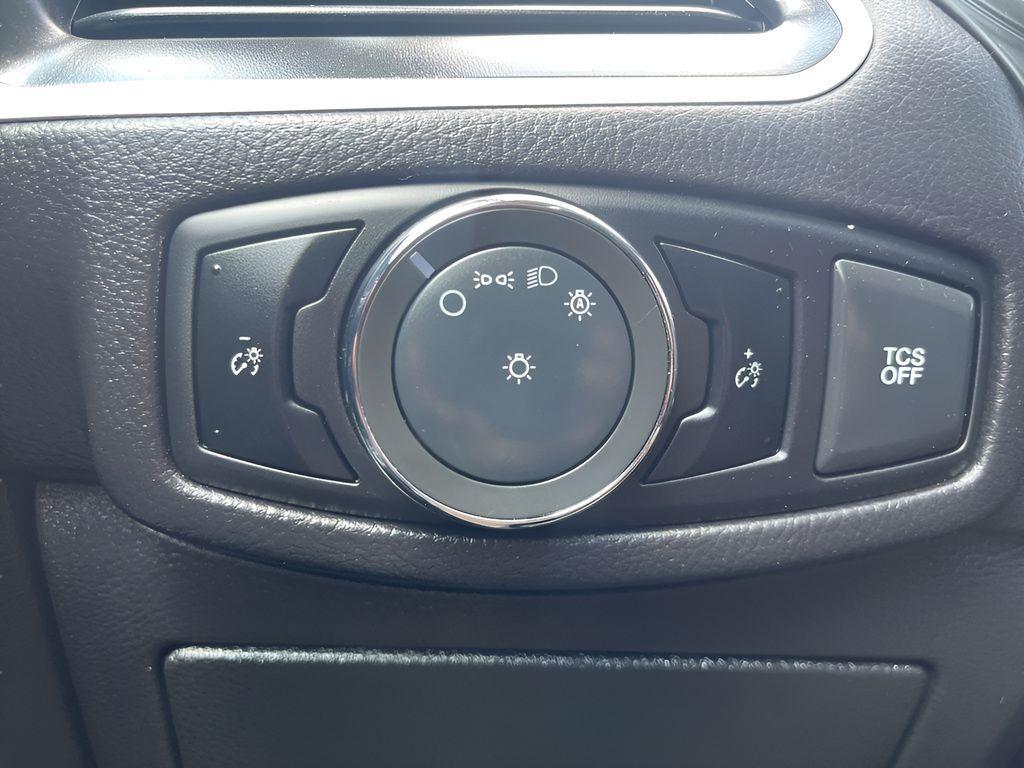 used 2024 Ford Edge car, priced at $23,689