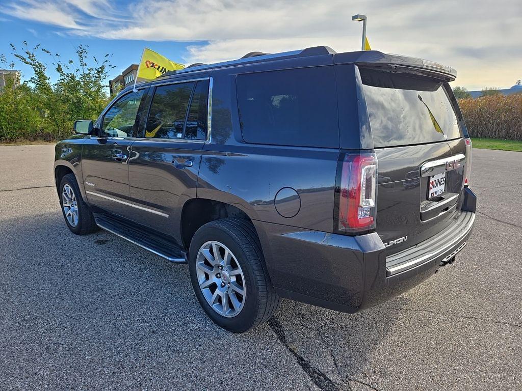 used 2018 GMC Yukon car, priced at $26,454