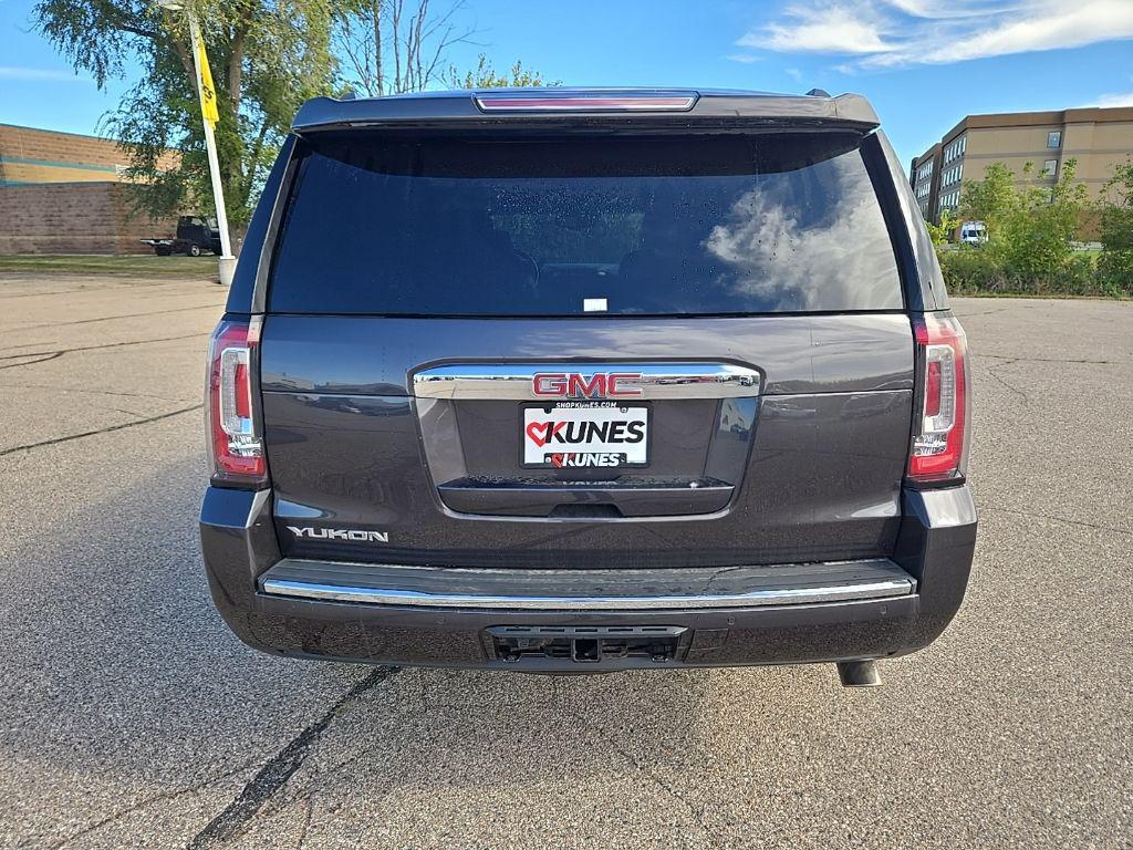 used 2018 GMC Yukon car, priced at $26,454
