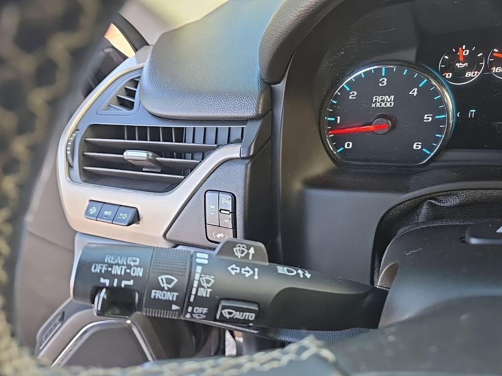 used 2018 GMC Yukon car, priced at $26,454
